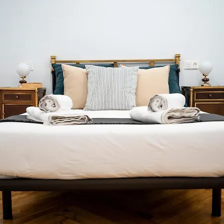 Hihome Uria بيت شباب اوفيدو