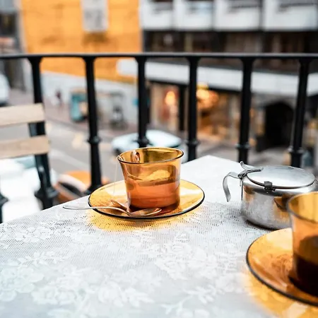 Hihome Uria بيت شباب اوفيدو