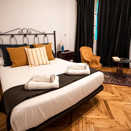 Hihome Uria * Oviedo