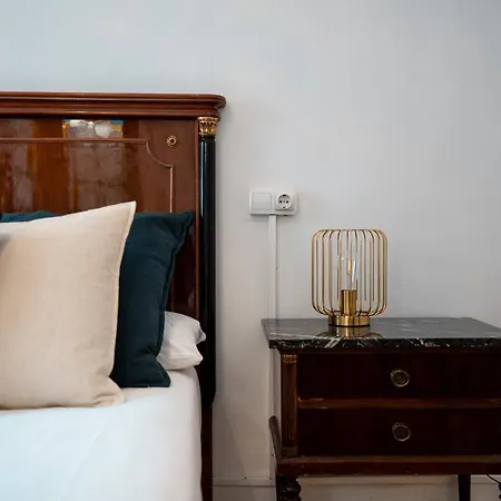 Hihome Uria اوفيدو