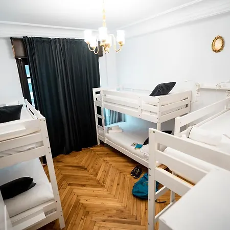 Hostel Hihome Uria Oviedo